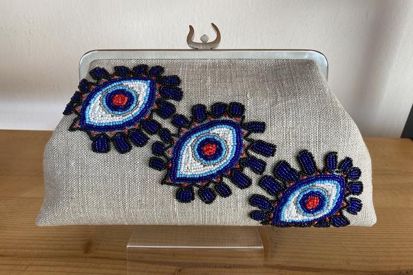 All Eyes On You Clutch | Accessories 